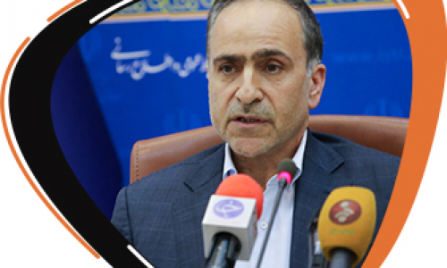 دکتر مصطفی قانعی فوق تخصص ریه و رئیس کمیته علمی ستاد مقابله با کرونا